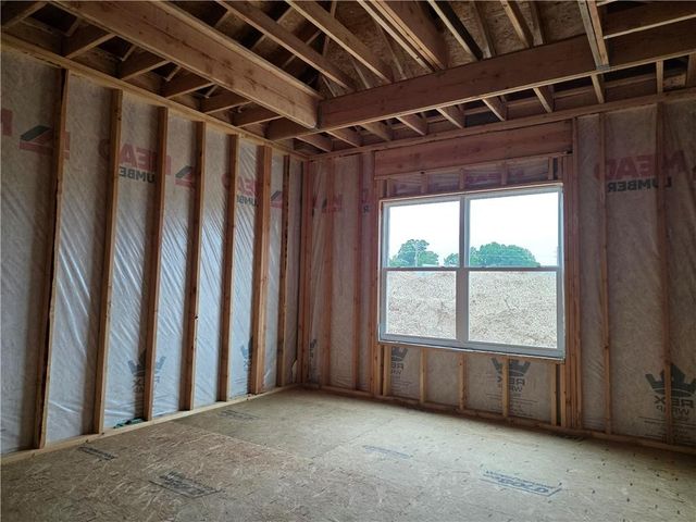 14550 Amanda Lane, Basehor, KS 66007