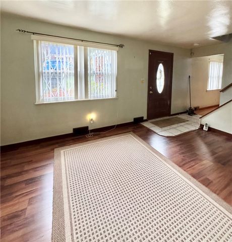 1821 Loretta Dr, Penn Hills, PA 15235