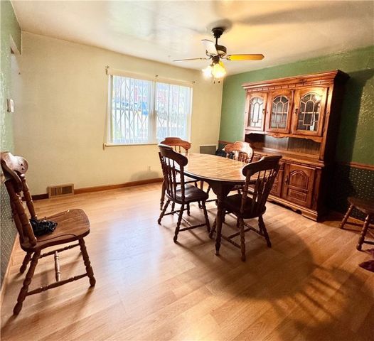 1821 Loretta Dr, Penn Hills, PA 15235