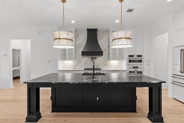 15422 Trumball Manor Drive, Humble, TX 77346