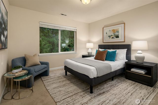 713 170th Place SW, Lynnwood, WA 98037