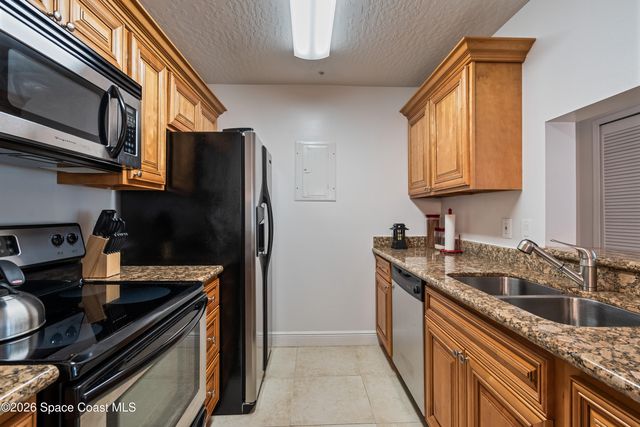 7667 N Wickham Road 208, Melbourne, FL 32940