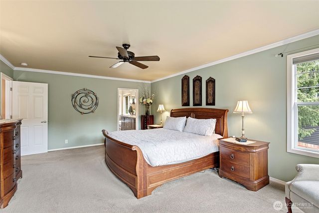 15020 225th Avenue NE, Woodinville, WA 98077