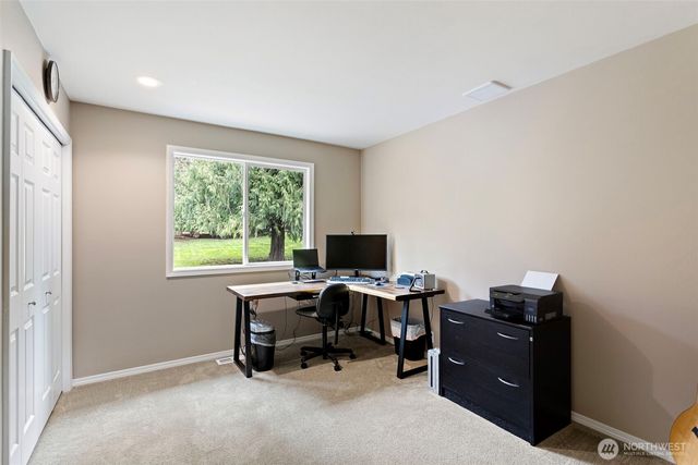 15020 225th Avenue NE, Woodinville, WA 98077