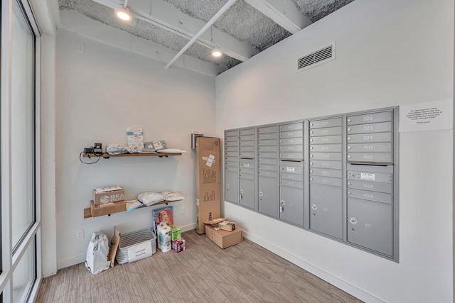 120 Main Street, 323, Newport, KY 41071