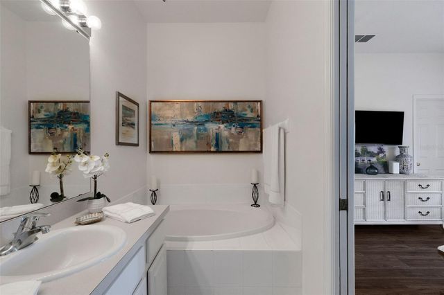 3935 YELLOWSTONE CIRCLE, Sarasota, FL 34233