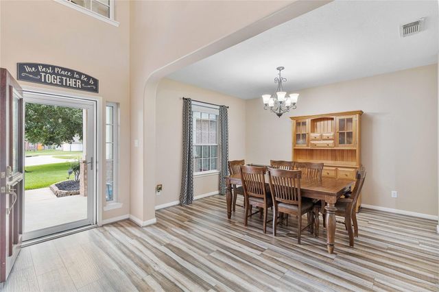 13627 Cotton Run, Mont Belvieu, TX 77523