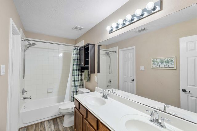 13627 Cotton Run, Mont Belvieu, TX 77523