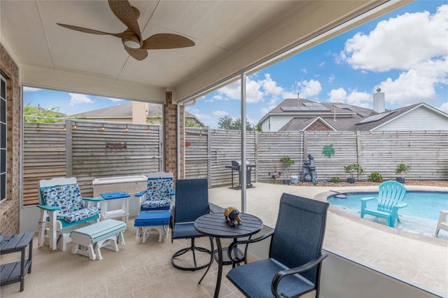 13627 Cotton Run, Mont Belvieu, TX 77523