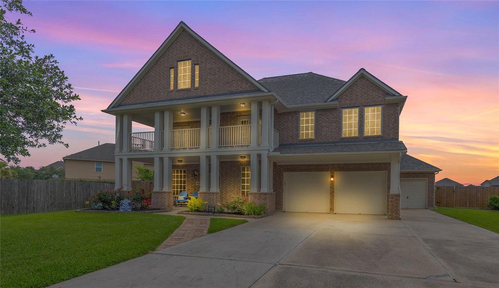 13627 Cotton Run, Mont Belvieu, TX 77523