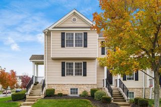 269 Autumn Ridge Circle, Pickerington, OH 43147