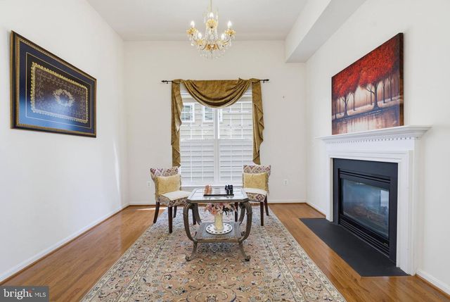 2507 DEER WOOD CT, Oak Hill, VA 20171