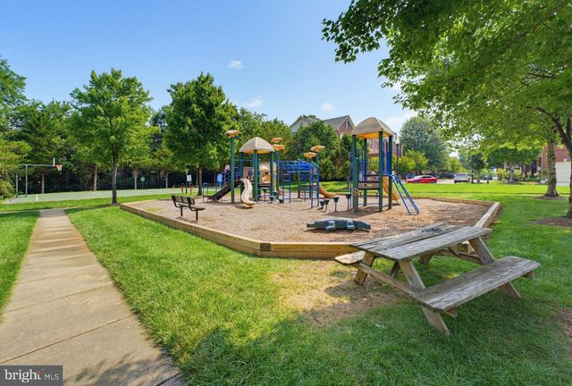 2507 DEER WOOD CT, Oak Hill, VA 20171