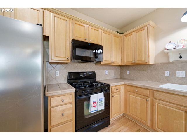 9409 Ne 84th Ct, Vancouver, WA 98662