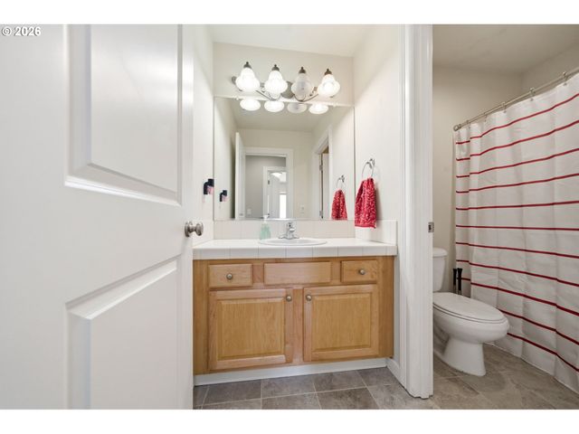 9409 Ne 84th Ct, Vancouver, WA 98662