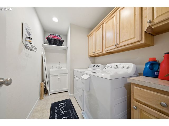 9409 Ne 84th Ct, Vancouver, WA 98662