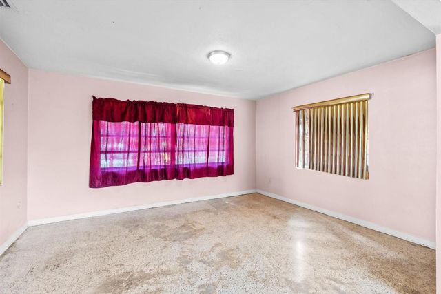 301 N 31st St, Fort Pierce, FL 34947