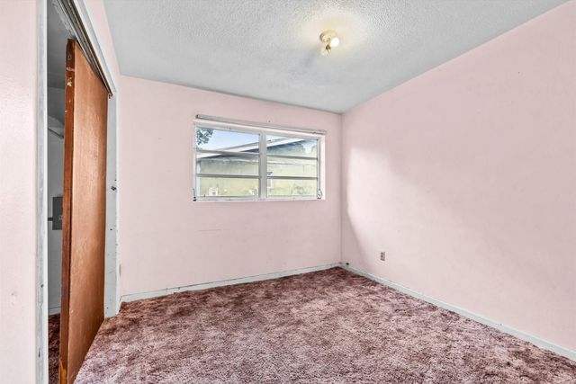 301 N 31st St, Fort Pierce, FL 34947