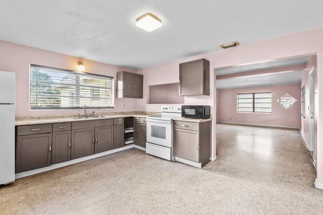 301 N 31st St, Fort Pierce, FL 34947