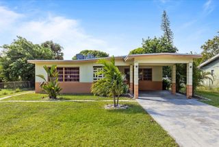 301 N 31st St, Fort Pierce, FL 34947