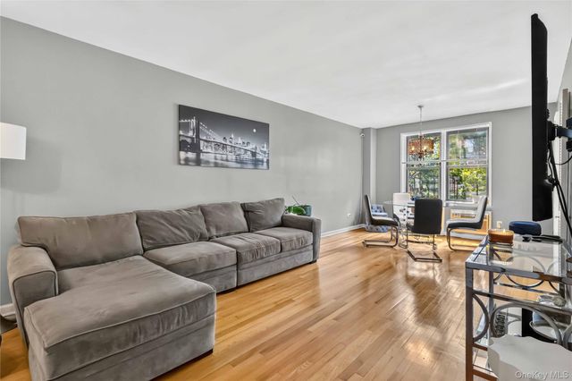665 Thwaites Place 5H, Bronx, NY 10467