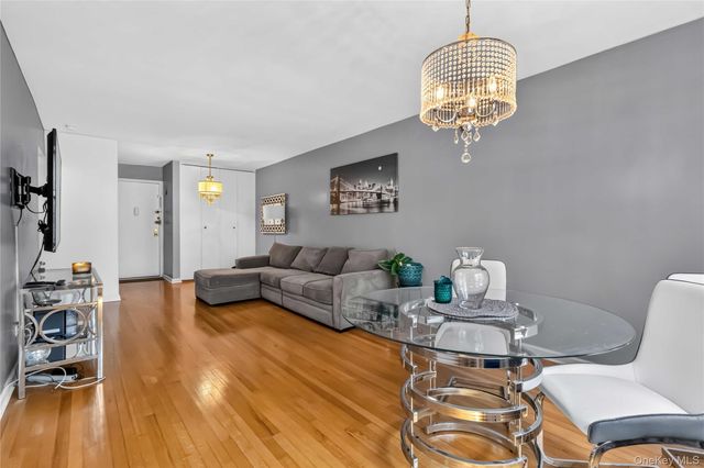 665 Thwaites Place 5H, Bronx, NY 10467