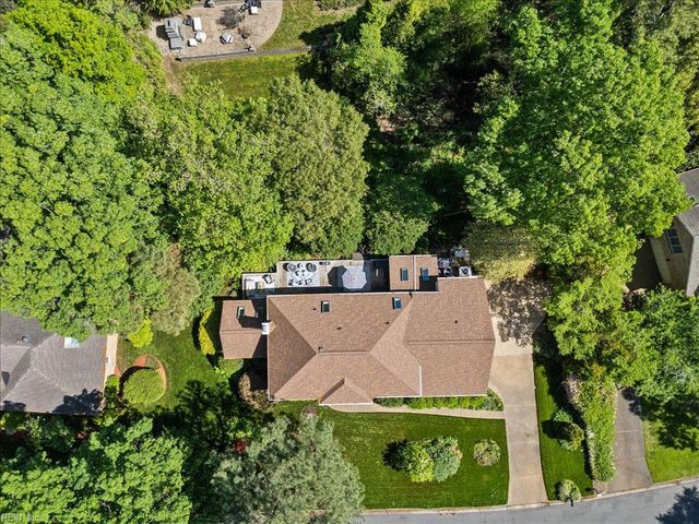 3232 Stapleford CHSE, Virginia Beach, VA 23452