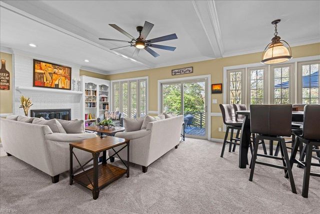 3232 Stapleford CHSE, Virginia Beach, VA 23452