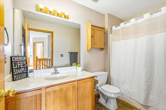 506 Aqua Circle, Lino Lakes, MN 55014