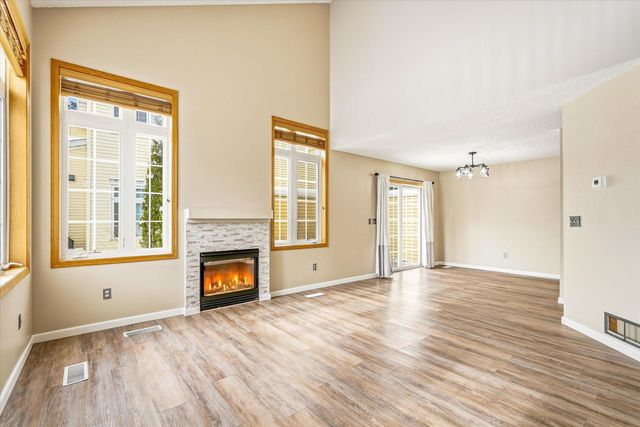 506 Aqua Circle, Lino Lakes, MN 55014