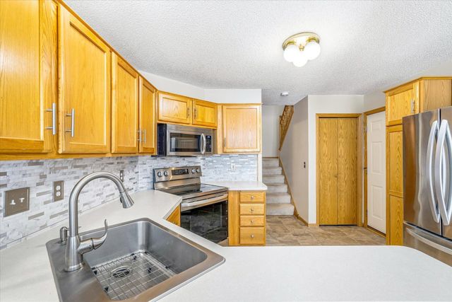 506 Aqua Circle, Lino Lakes, MN 55014