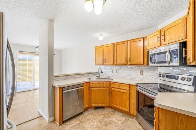 506 Aqua Circle, Lino Lakes, MN 55014