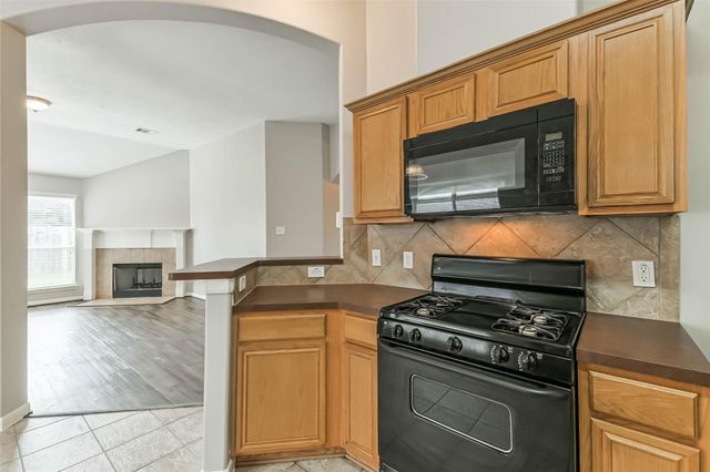 13831 Hillingdale Lane, Houston, TX 77070