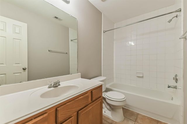 13831 Hillingdale Lane, Houston, TX 77070
