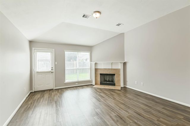 13831 Hillingdale Lane, Houston, TX 77070