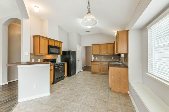13831 Hillingdale Lane, Houston, TX 77070