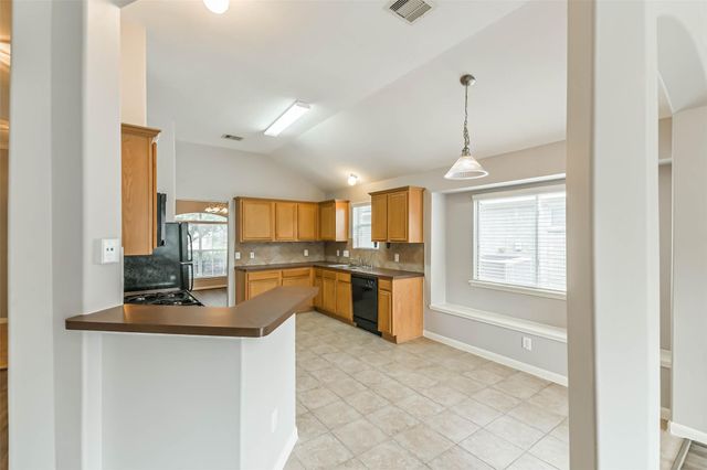 13831 Hillingdale Lane, Houston, TX 77070