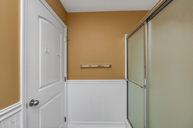 140 Paddock Circle, Rotterdam, NY 12306