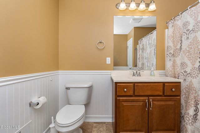 140 Paddock Circle, Rotterdam, NY 12306