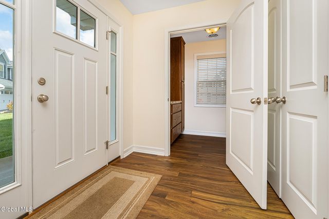 140 Paddock Circle, Rotterdam, NY 12306