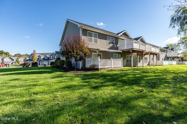 140 Paddock Circle, Rotterdam, NY 12306