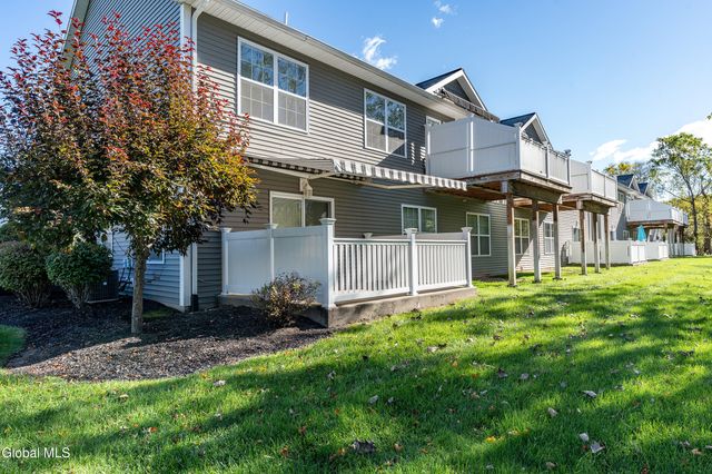 140 Paddock Circle, Rotterdam, NY 12306