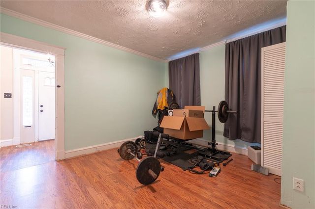 1218 23rd ST, Newport News, VA 23607