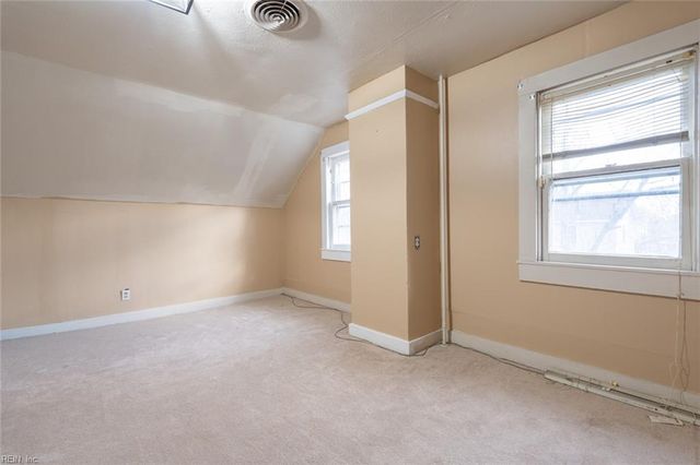 1218 23rd ST, Newport News, VA 23607