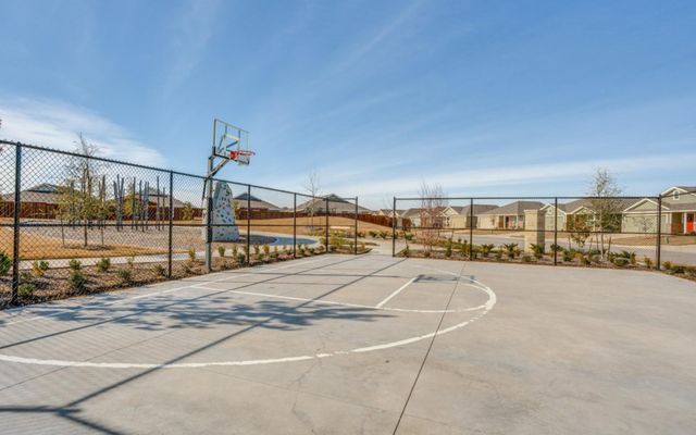 718 Trestle Drive, Princeton, TX 75407