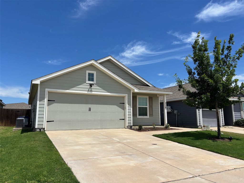 718 Trestle Drive, Princeton, TX 75407