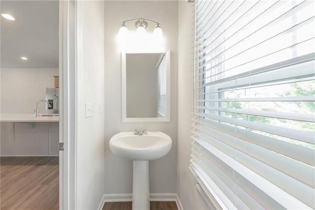 3625 Hawthorne, Atlanta, GA 30337