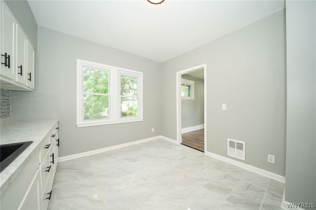 1848 Michigan Avenue, Niagara Falls, NY 14305