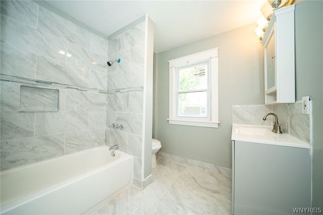 1848 Michigan Avenue, Niagara Falls, NY 14305