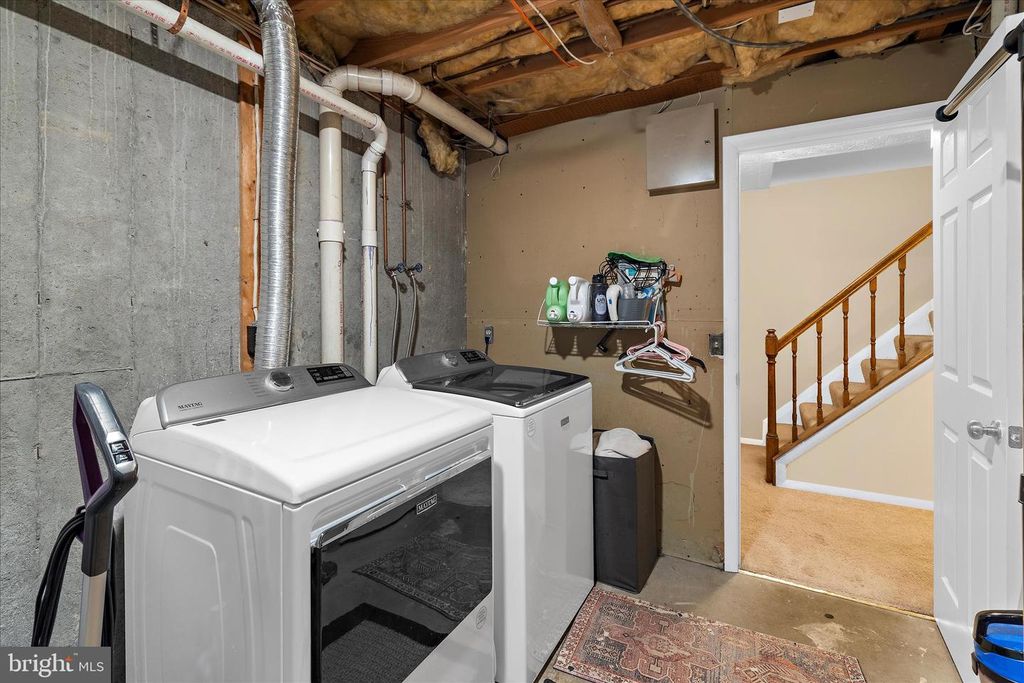Image 40 of property listing at 3547 BRICKWALL LN, Pasadena, MD 21122
